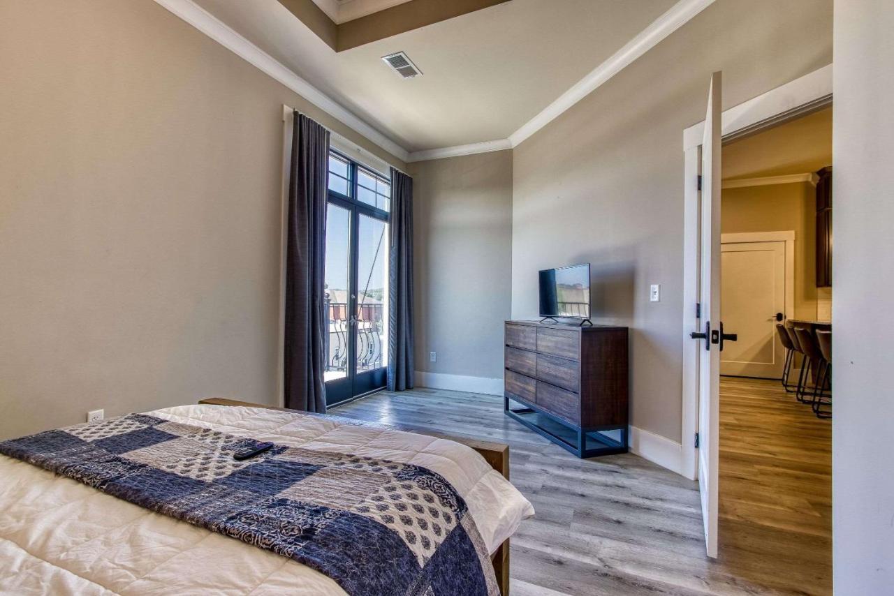 New Hotel Collection Smoky Mountains Сивиървил Екстериор снимка